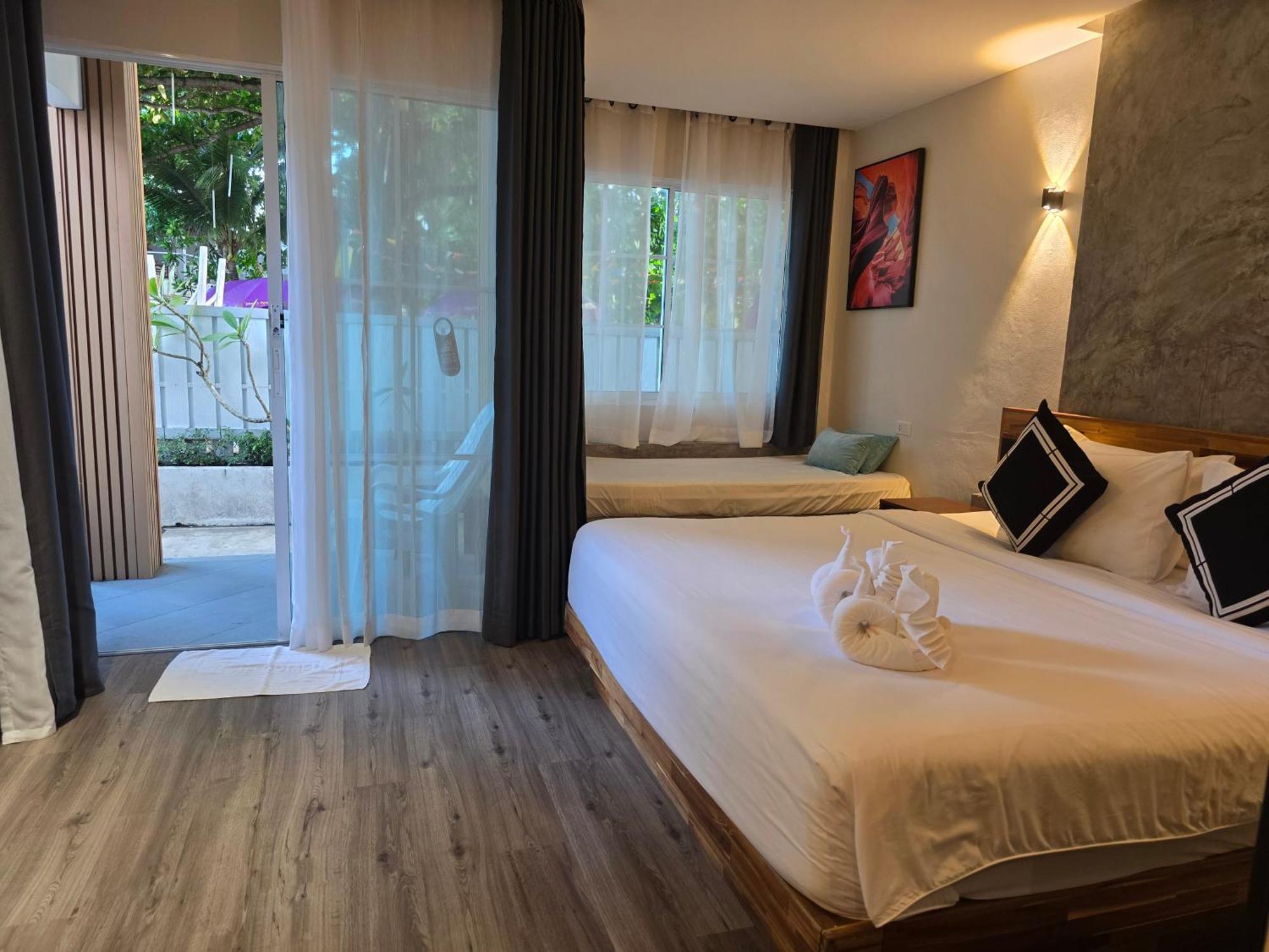 Tt Naiyang Beach Phuket Nai Yang Exterior foto