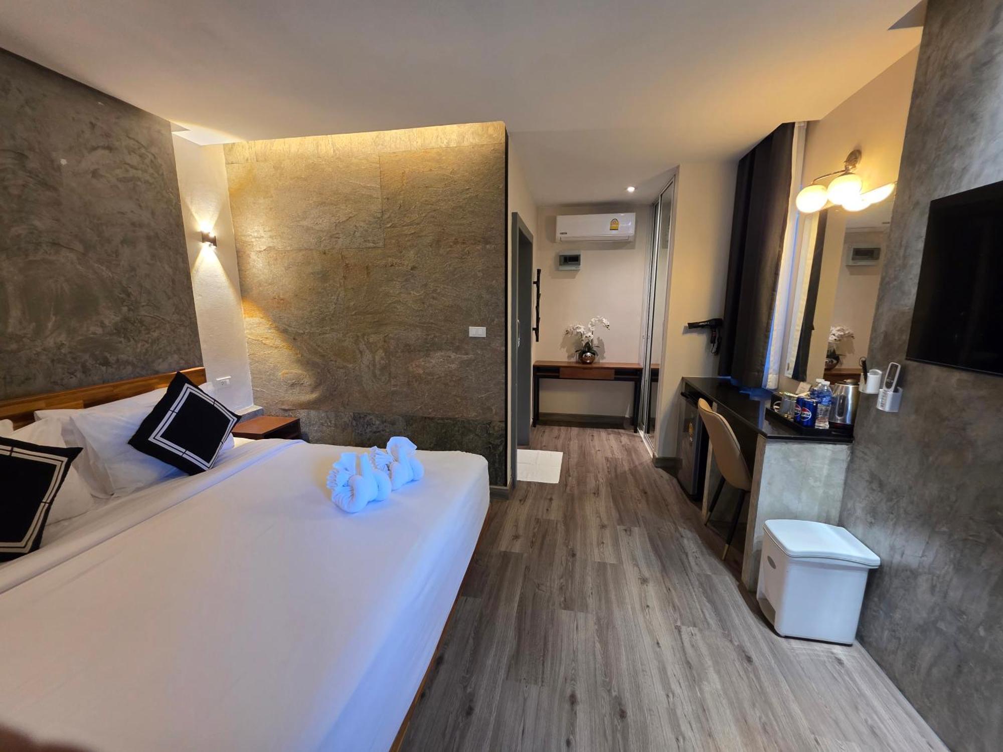 Tt Naiyang Beach Phuket Nai Yang Exterior foto