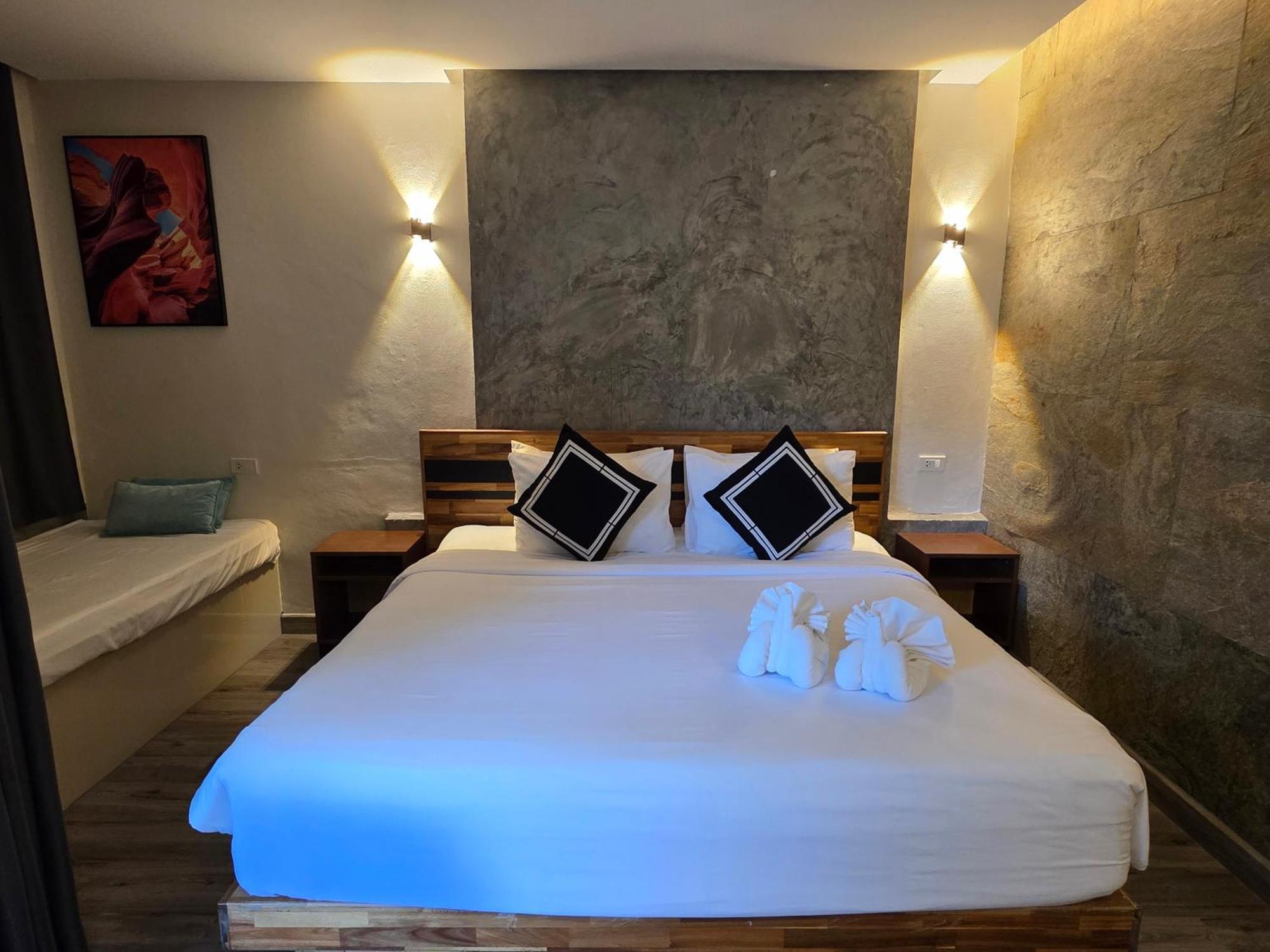 Tt Naiyang Beach Phuket Nai Yang Exterior foto
