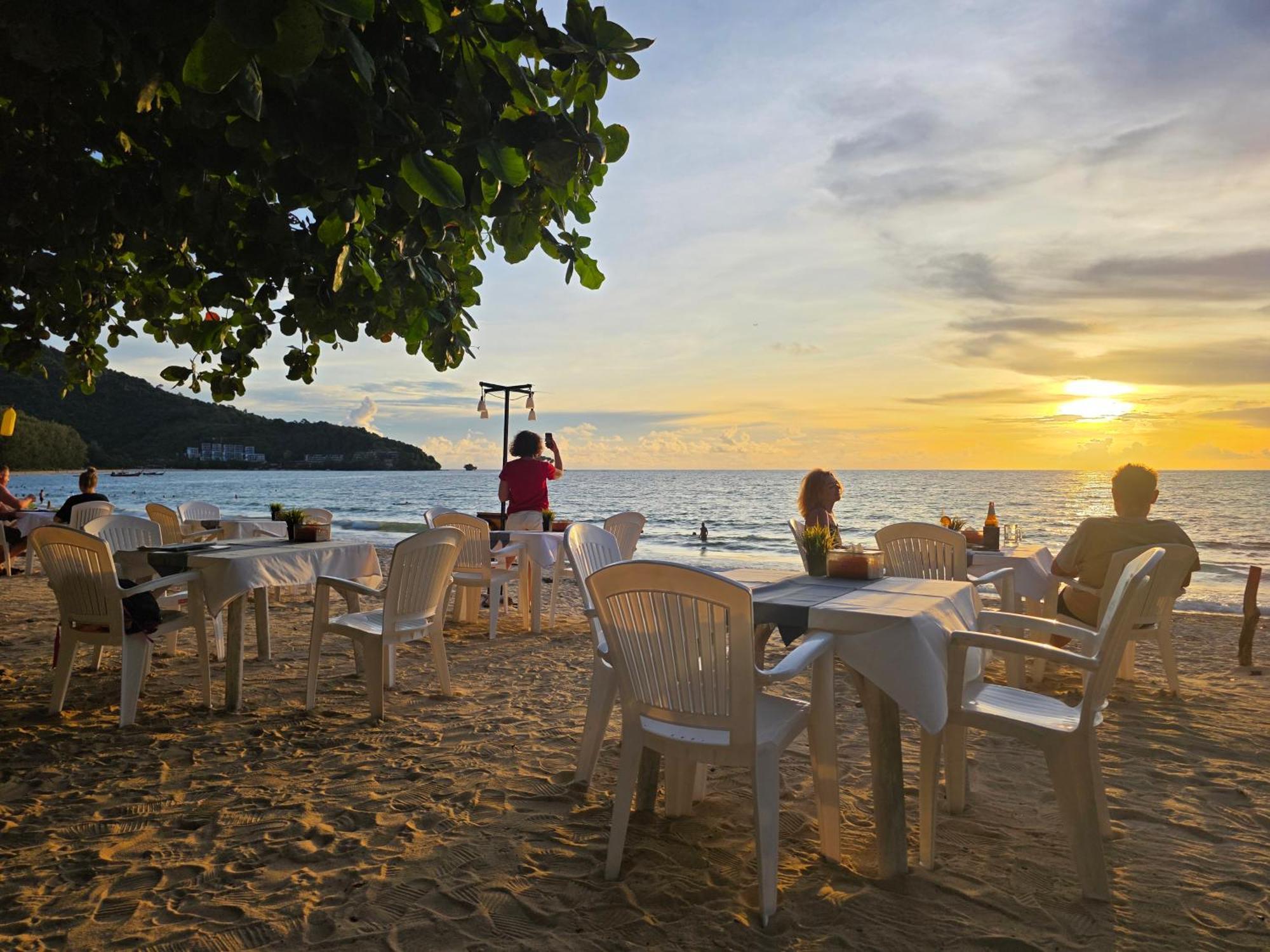Tt Naiyang Beach Phuket Nai Yang Exterior foto